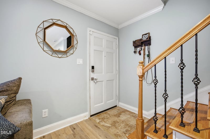 1250 Jamestown Ct, Cary, NC 27511