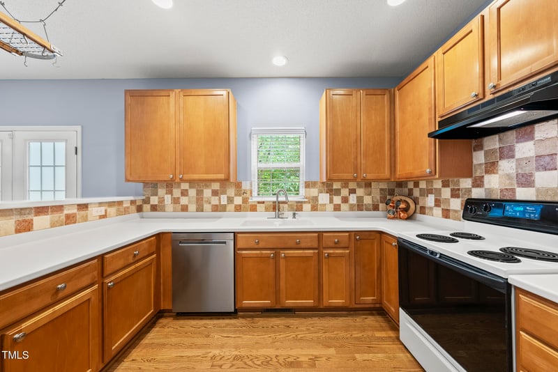 12501 Garden Tree Ln, Raleigh, NC 27614
