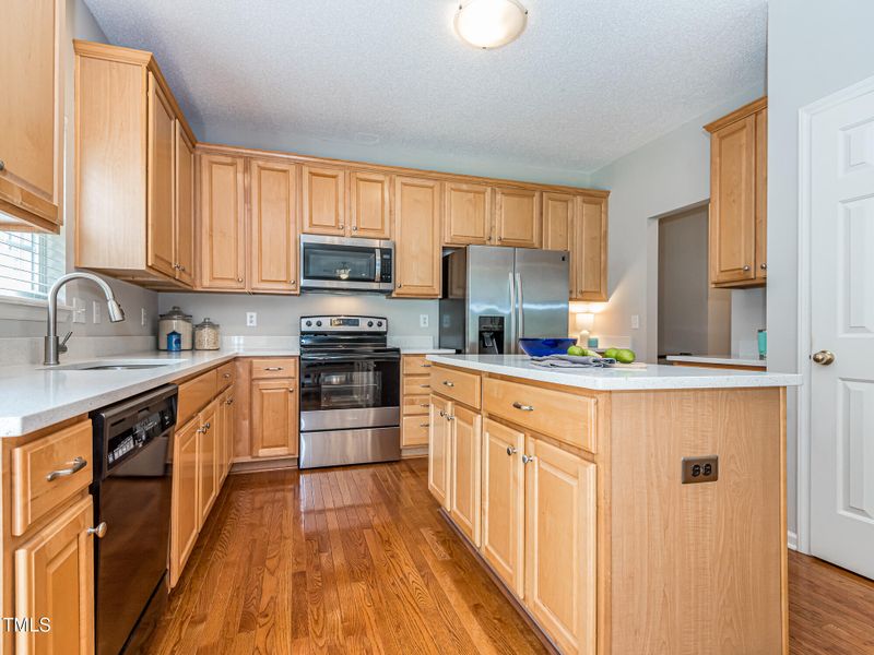 12504 Garden Tree Ln, Raleigh, NC 27614