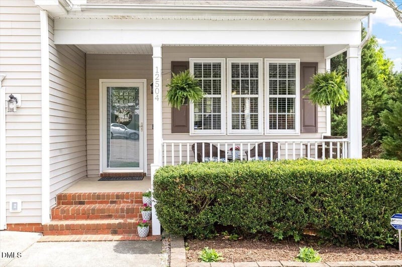 12504 Village Meadows Ct, Raleigh, NC 27614