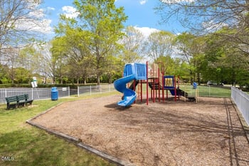 12504 Village Meadows Ct, Raleigh, NC 27614