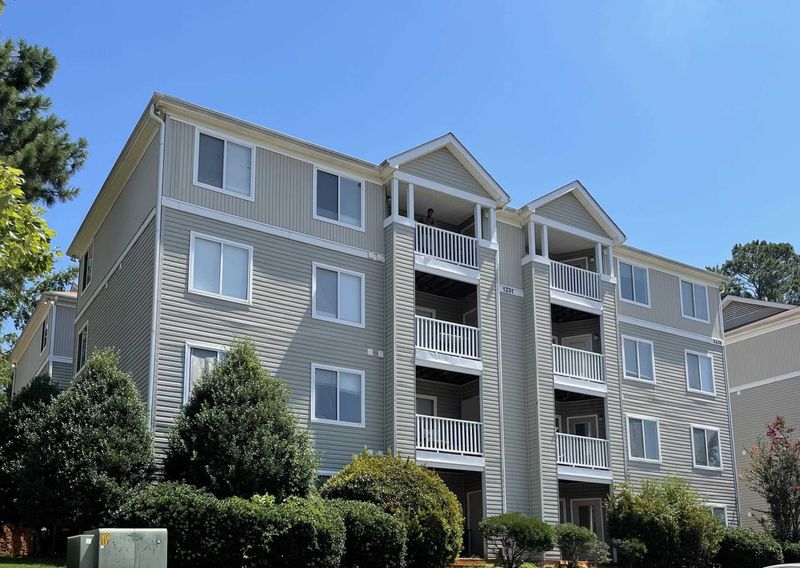 1251 University Ct #101, Raleigh, NC 27606
