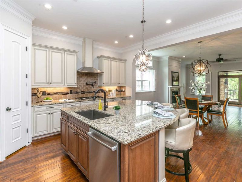 12513 Bellstone Ln, Raleigh, NC 27614