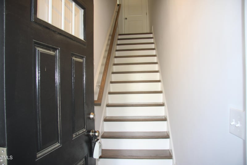 1252 Commack Dr, Durham, NC 27703