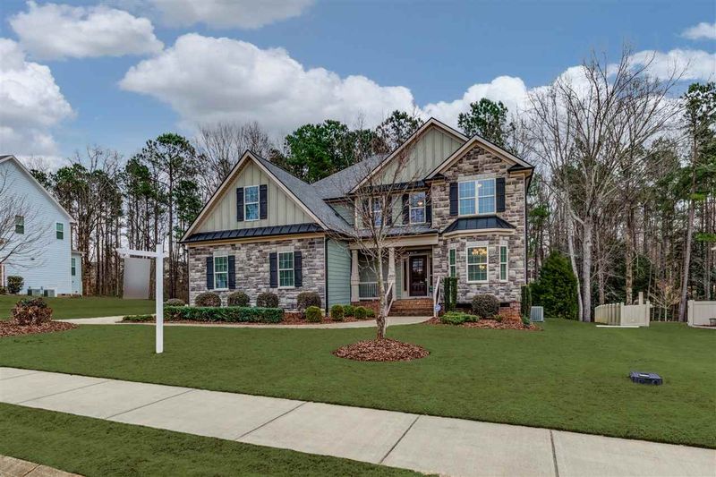 1252 Fieldtrial Cir, Garner, NC 27529