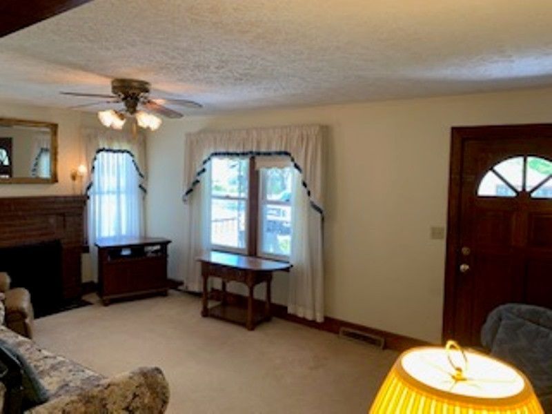 1253 Pointer St, Roxboro, NC 27573