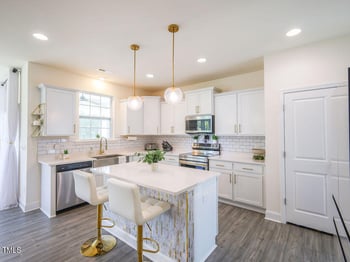 1253 Sidney Creek Dr, Zebulon, NC 27597
