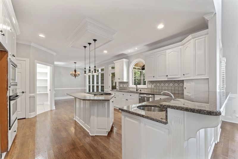 12533 Richmond Run Dr, Raleigh, NC 27614