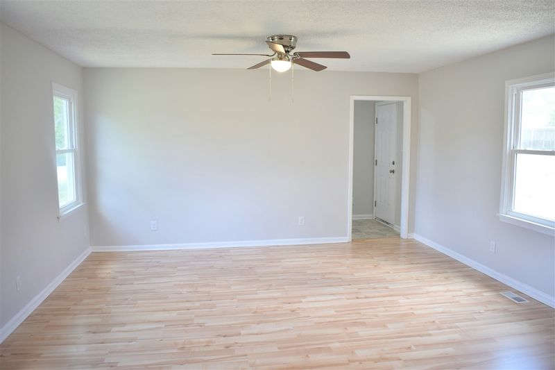 12536 Lee Rd, Middlesex, NC 27557