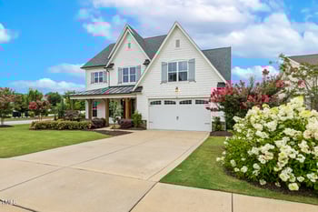 1255 Dairy Glen Dr, Fuquay Varina, NC 27526