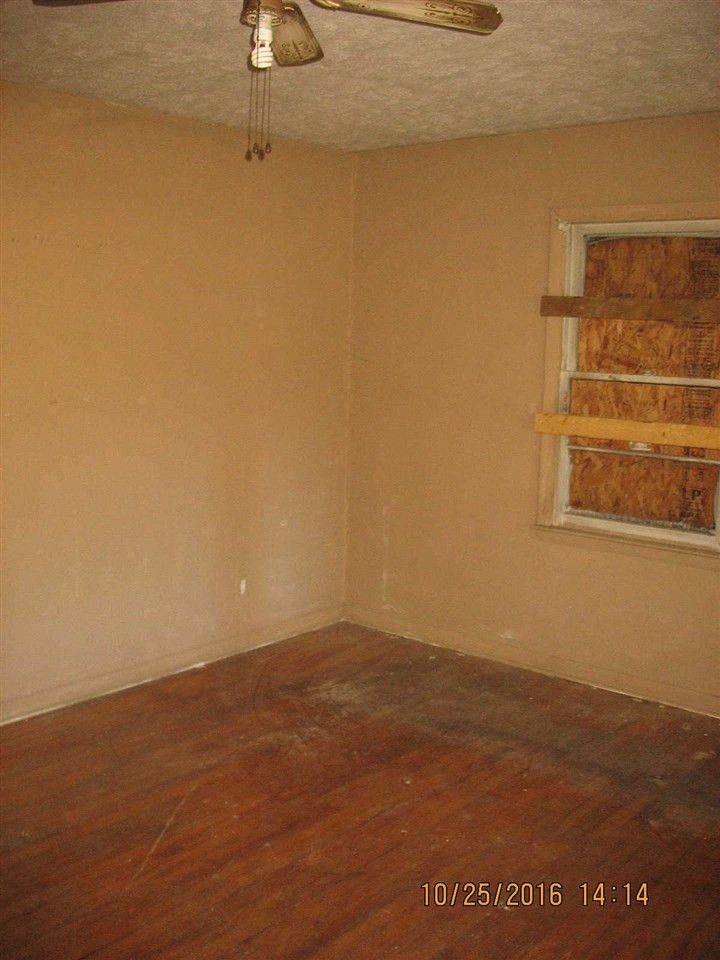 1257 Ronald Tharrington Rd, Louisburg, NC 27549