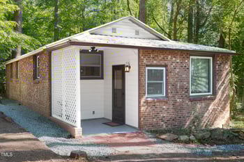 126 Barclay Rd, Chapel Hill, NC 27516