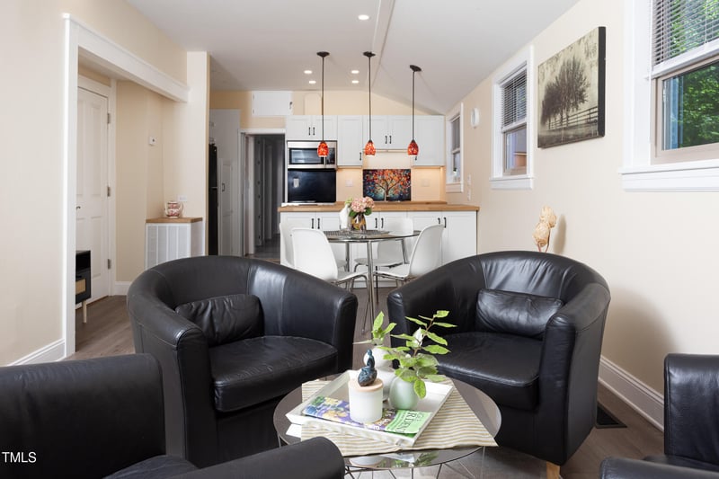 126 Barclay Rd, Chapel Hill, NC 27516