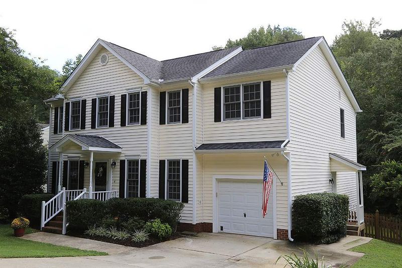 126 Benedum Pl, Cary, NC 27518