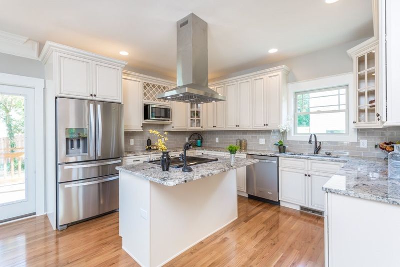 126 Chestnut St, Durham, NC 27707