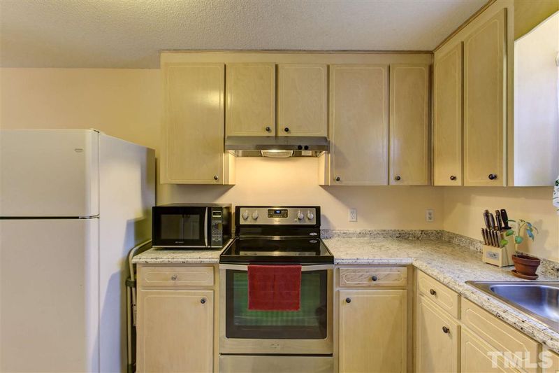 126 Christine Dr, Garner, NC 27529