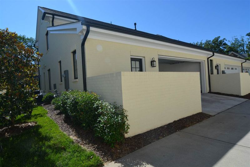 126 Cofield Cir, Durham, NC 27707