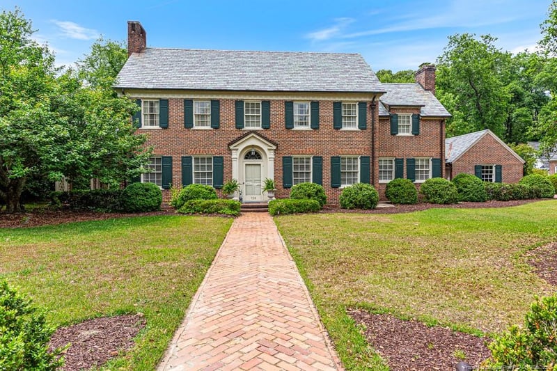 126 Dobbin Ave, Fayetteville, NC 28305