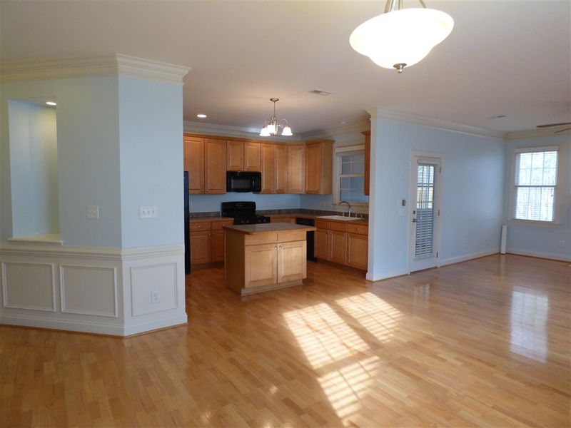 126 Eagles Nest Dr, Durham, NC 27712