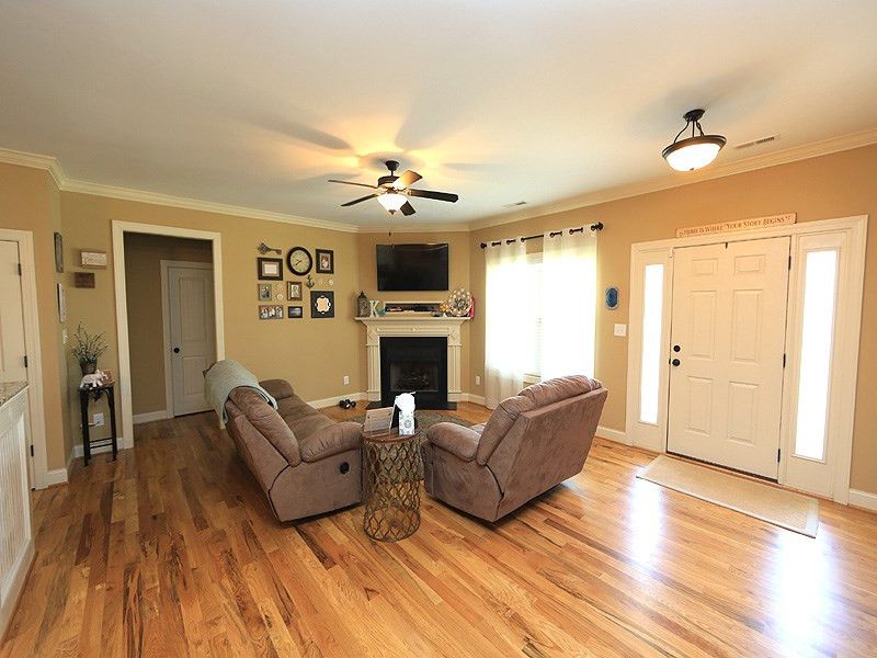 126 Edmund Dr, Angier, NC 27501