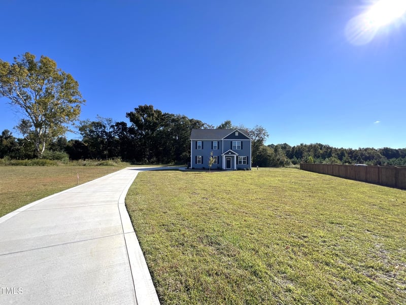 126 Fireside Dr, Benson, NC 27504
