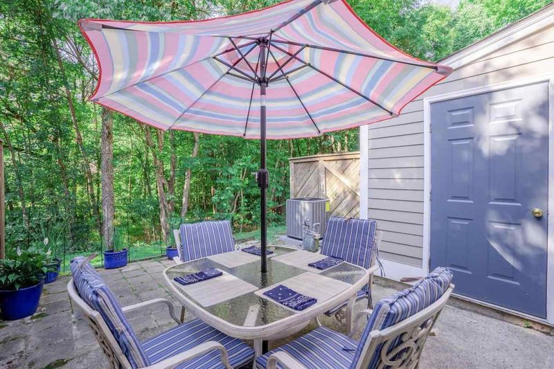 126 Forest Oaks Dr, Durham, NC 27705
