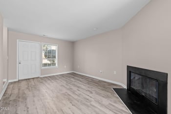 126 Friar Ln, Carrboro, NC 27510