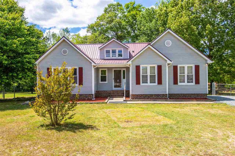 126 Greg St, Four Oaks, NC 27524