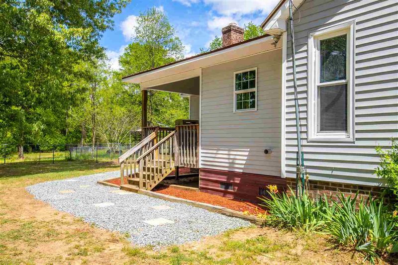 126 Greg St, Four Oaks, NC 27524
