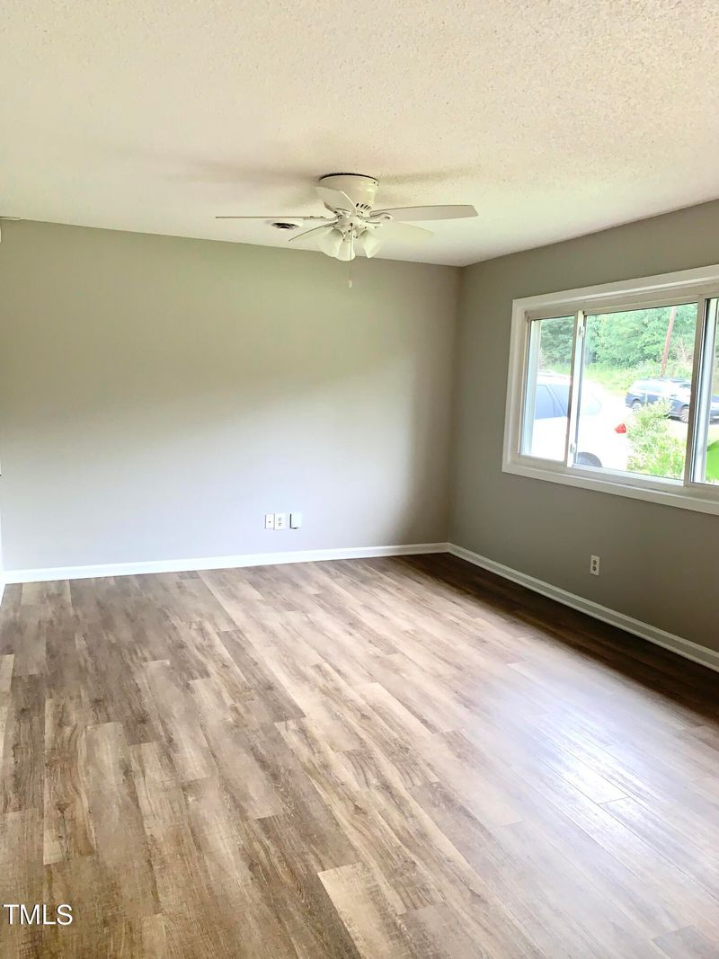 126 Infinity Rd, Durham, NC 27712
