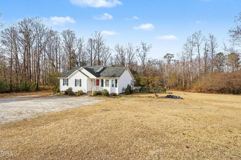 126 Mary Michael Ln, Benson, NC 27504
