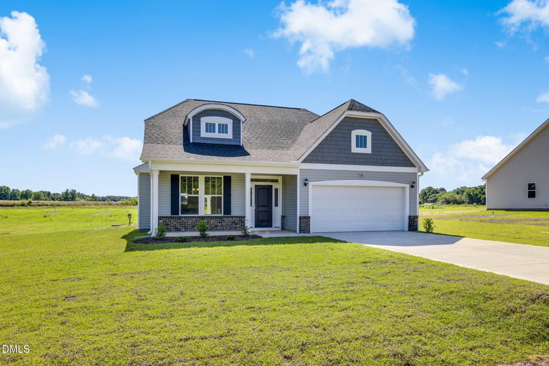126 Maverick Ln, Dunn, NC 28334