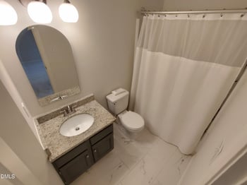 126 Milford Ct, Cary, NC 27511