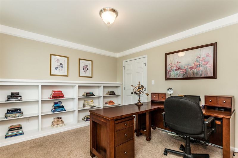 126 Nicolet Ln, Clayton, NC 27577