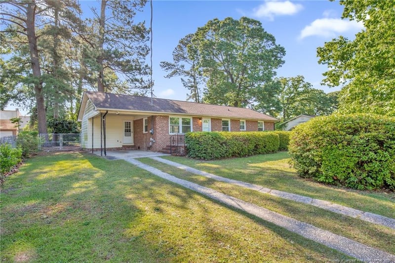 126 Old Gate Rd, Fayetteville, NC 28314