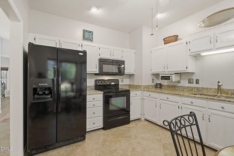 126 Riverwalk Cir, Cary, NC 27511