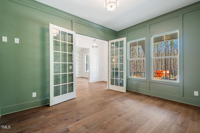 126 Sanderway Dr, Chapel Hill, NC 27516