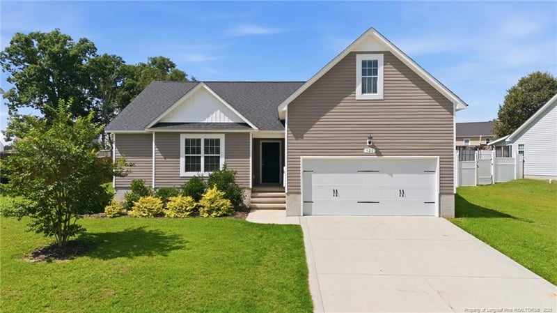 126 St James Way, Sanford, NC 27332