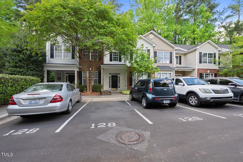 126 Star Thistle Ln, Cary, NC 27513