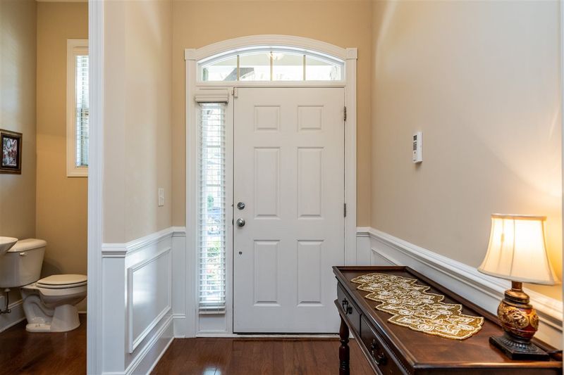 126 Sunstone Dr, Cary, NC 27519