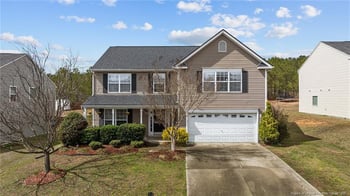 126 Thimbleweed Dr, Lillington, NC 27546