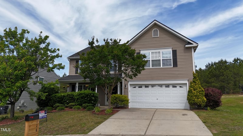 126 Thimbleweed Ln, Lillington, NC 27546