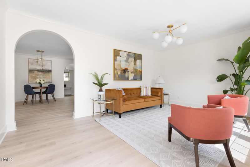 126 W Union St, Hillsborough, NC 27278