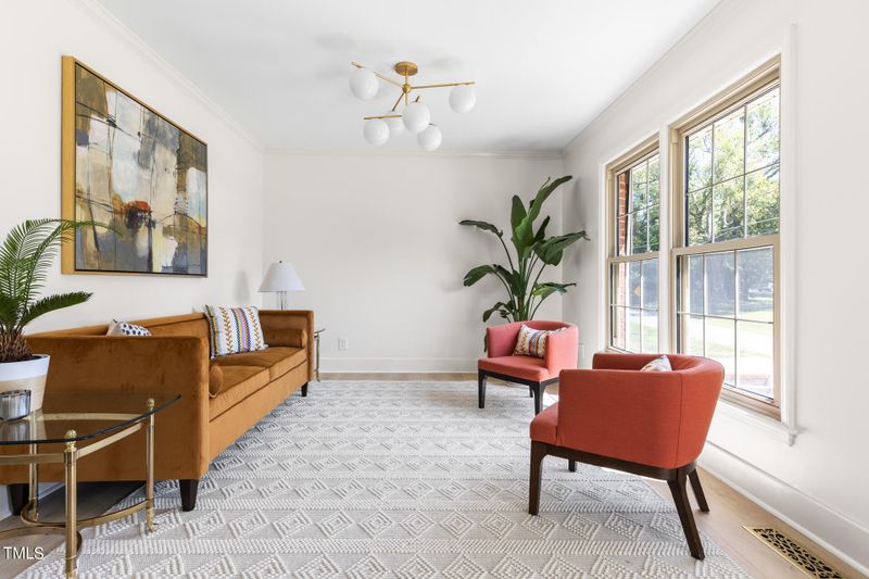 126 W Union St, Hillsborough, NC 27278