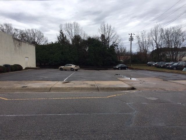 126 E Vance St, Zebulon, NC 27597