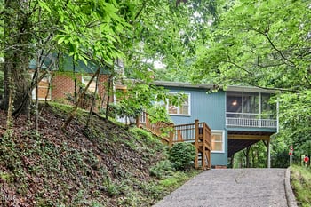 126 Weaver Rd, Chapel Hill, NC 27514