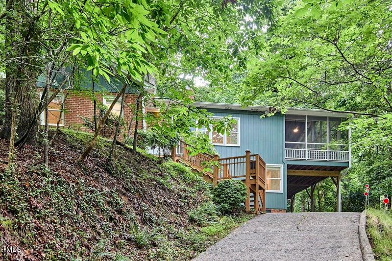 126 Weaver Rd, Chapel Hill, NC 27514
