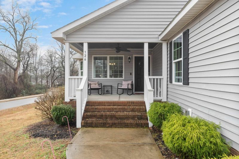 126 E Wray St, Angier, NC 27501
