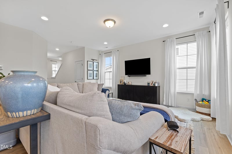 1260 Channel Drop Loop, Zebulon, NC 27597