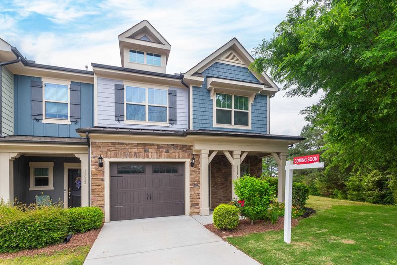 12608 Gallant Pl, Raleigh, NC 27614